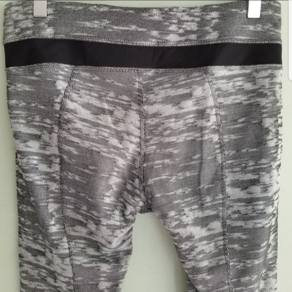 Lululemon leggings - Picture 5 of 12